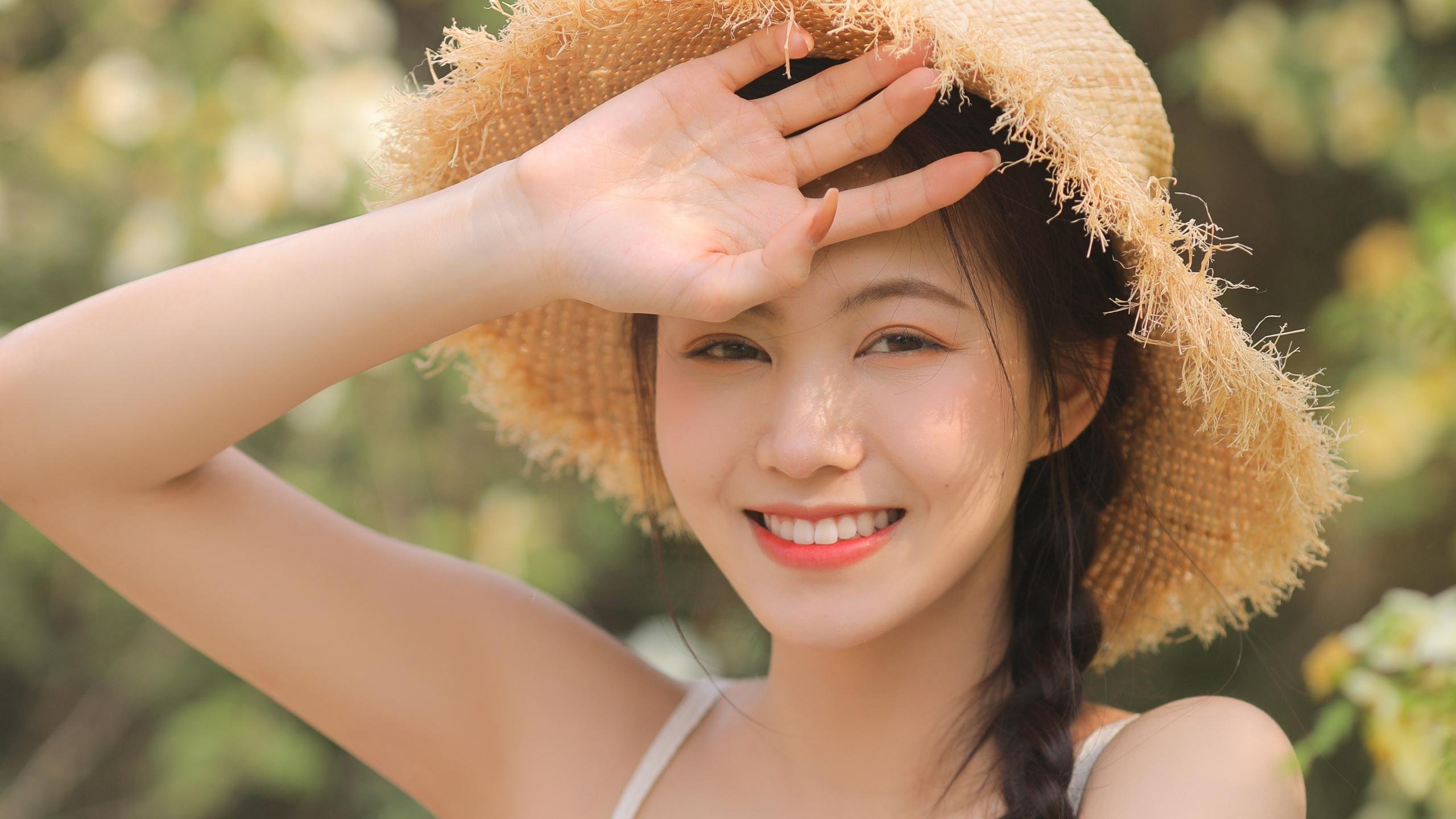 爱游戏多端接入-西甲裁判吹罚尺度演变对比赛节奏的微观影响研究，裁判吹罚视频